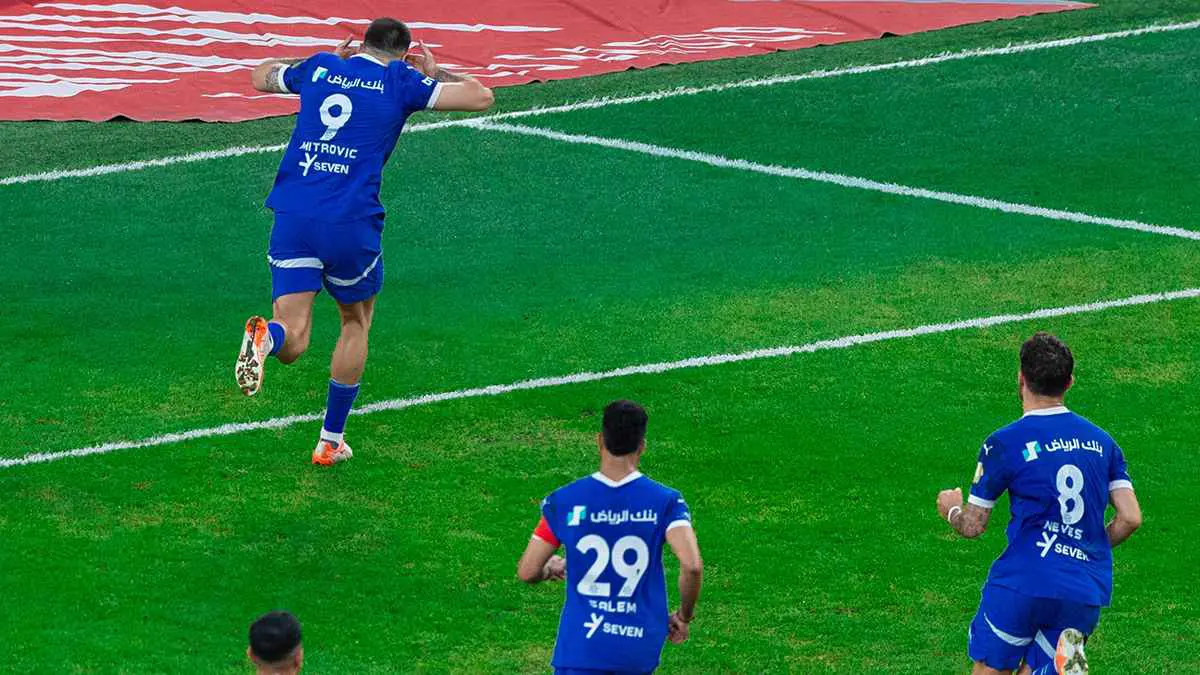 بفيديو مثير.. حساب نادي الهلال يسخر من النصر السعودي بعد التأهل للنخبة (شاهد)