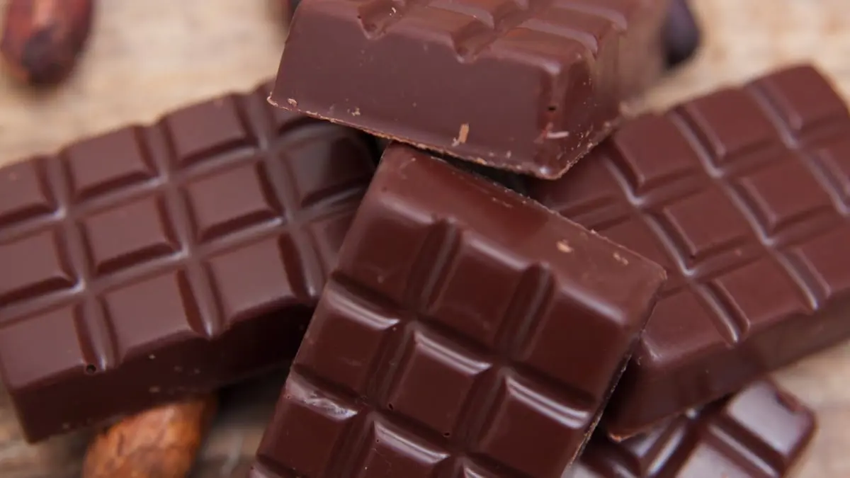 أوكرانيا تحارب الجنود الروس بالشوكولاتة المفخخة (فيديو)