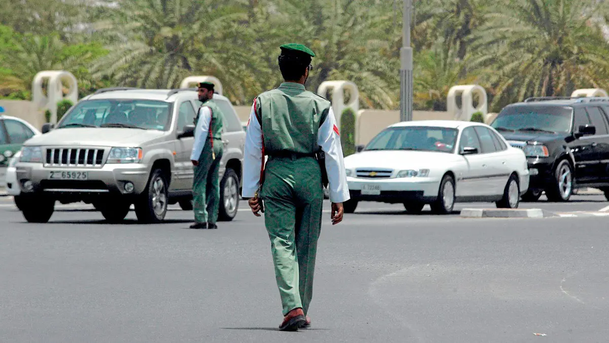 القبض على عصابة آسيوية تروج لمنتجات طبية "مجهولة المصدر" في دبي