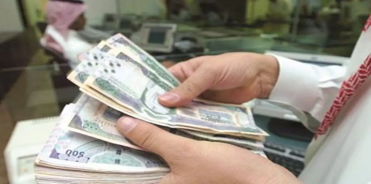تغريم موظف سعودي 10 آلاف ريال لاختلاسه 2 مليون