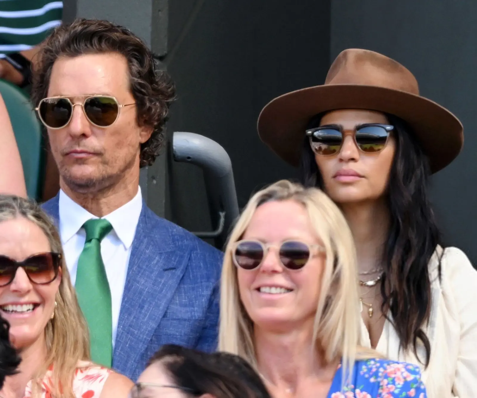 ماثيو وزوجته