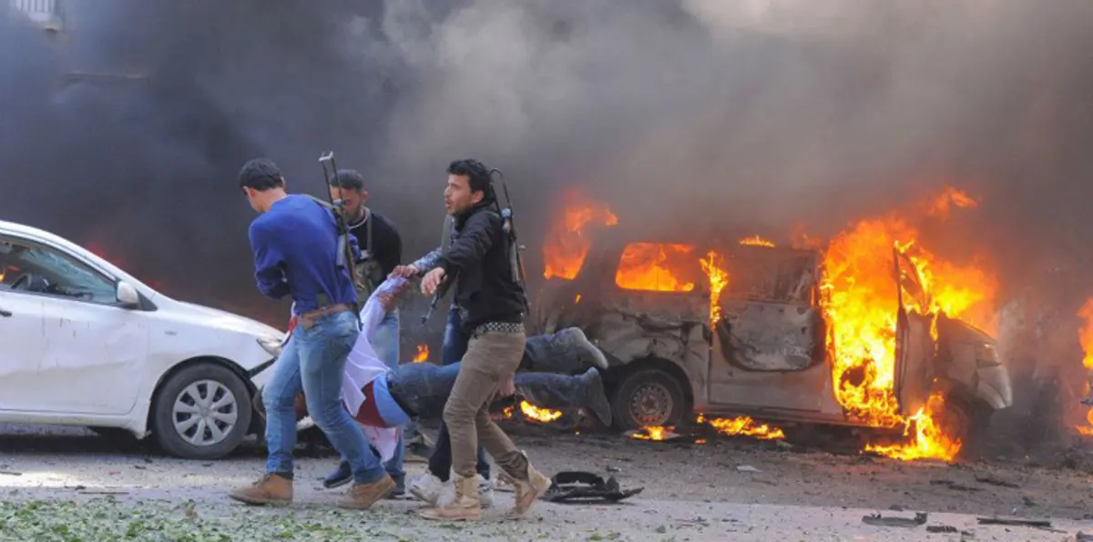 8 جرحى بتفجير سيارة مفخخة في حي الزهراء بحمص