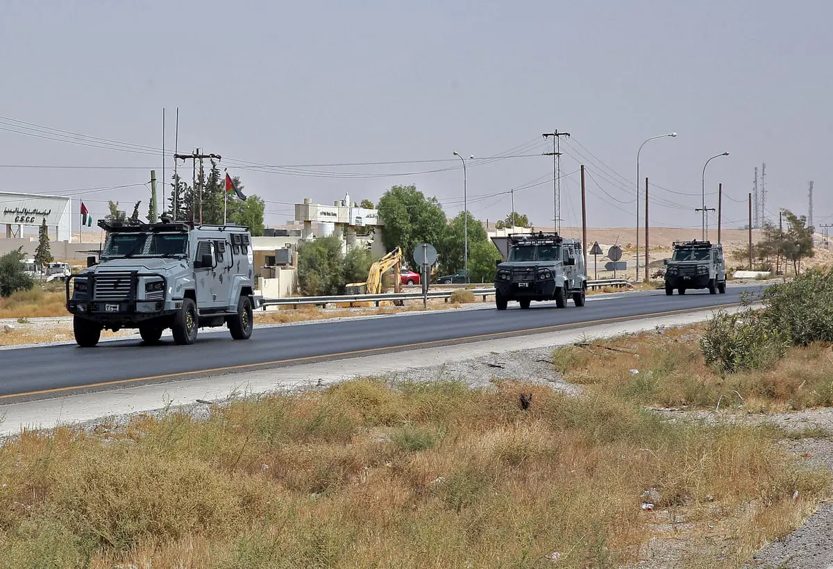 الأمن الأردني يضبط مخبأ سريًا يحوي متفجرات شرق عمان