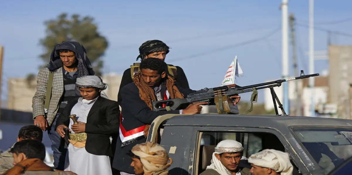 اليمن.. أموال "وزارة الدفاع" تشعل خلافات داخلية بين الحوثيين