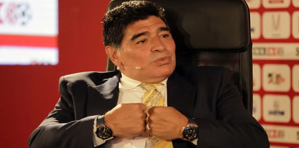 مارادونا ينفي معاناته من الاكتئاب بعد وفاة والده