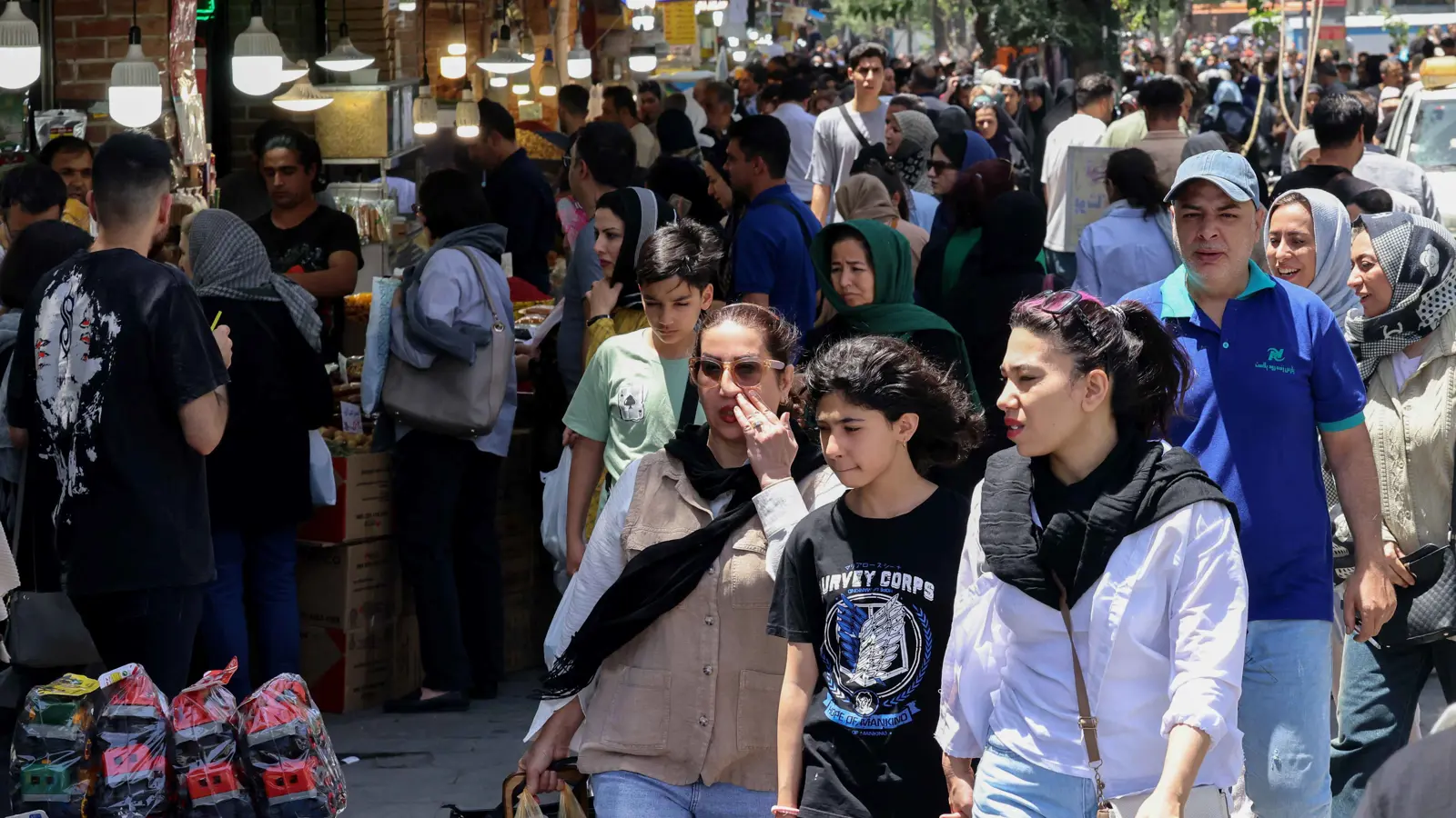 "لا تكشفوا تفاصيل حساسة".. إيران تحذر مواطنيها من تجسس إسرائيل على مكالماتهم