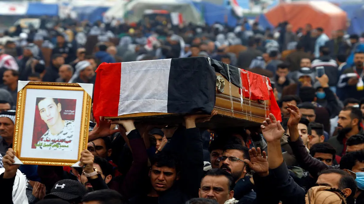 العراق.. إعلان الحداد 3 أيام على قتلى الاحتجاجات بالنجف وذي قار