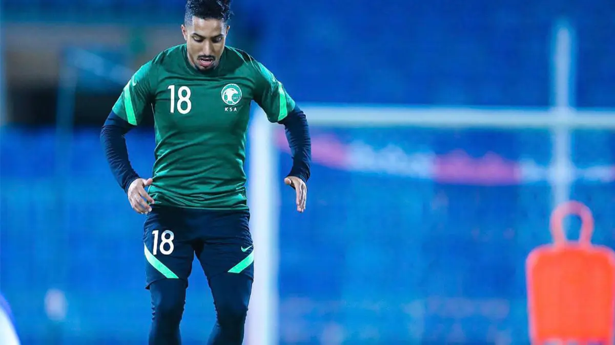 سالم الدوسري يؤكد جاهزيته وشفاءه من الإصابة قبل مباراة الهلال والنصر (فيديو)