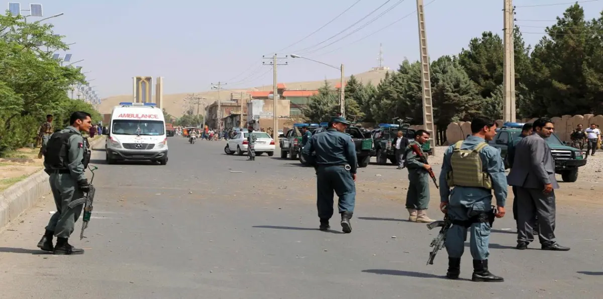 مقتل 18 جنديا في هجوم لطالبان على موقع للجيش الأفغاني
