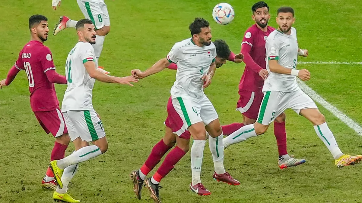 منتخب العراق يتجاوز قطر ويتأهل لنهائي خليجي 25 (فيديو)