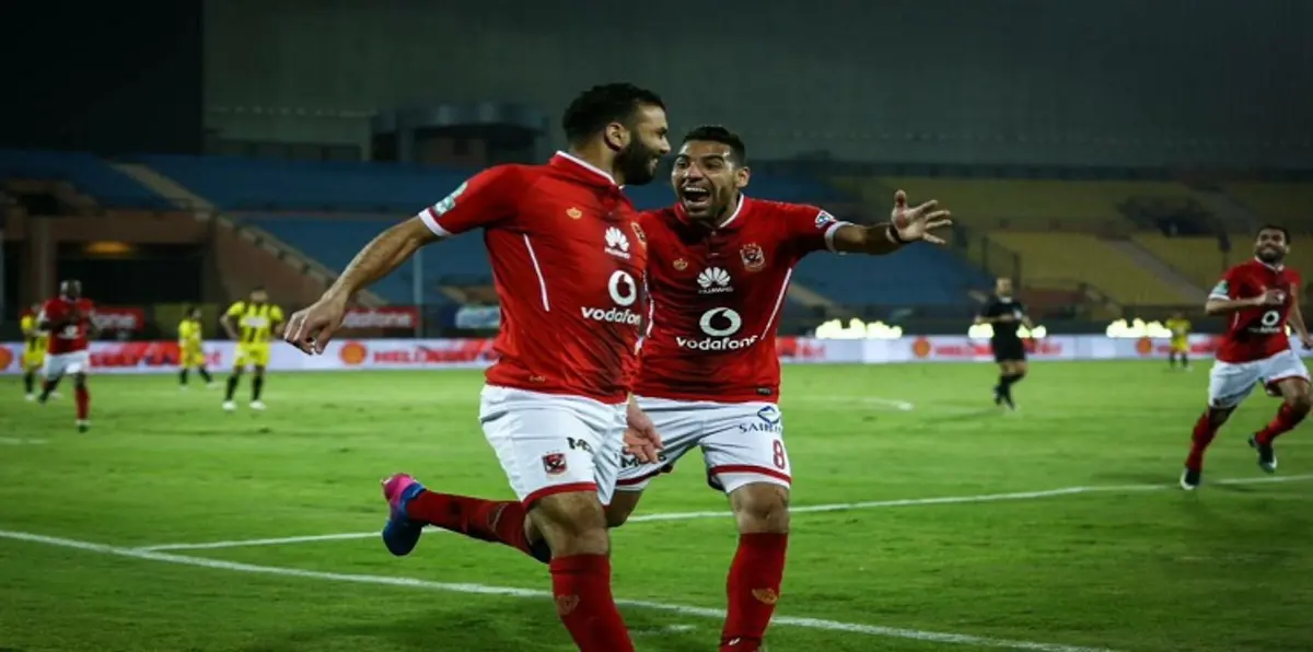 عماد متعب يتحدى مدرب الأهلي المصري ويرفض الاعتزال