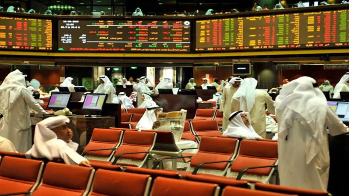 أسواق الخليج الرئيسية تغلق على تراجع بضغط من أسعار النفط ومخاوف الركود