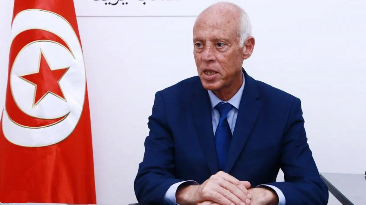 الرئاسة التونسية توضح حقيقة خشية قيس سعيد من ركوب الطائرة؟