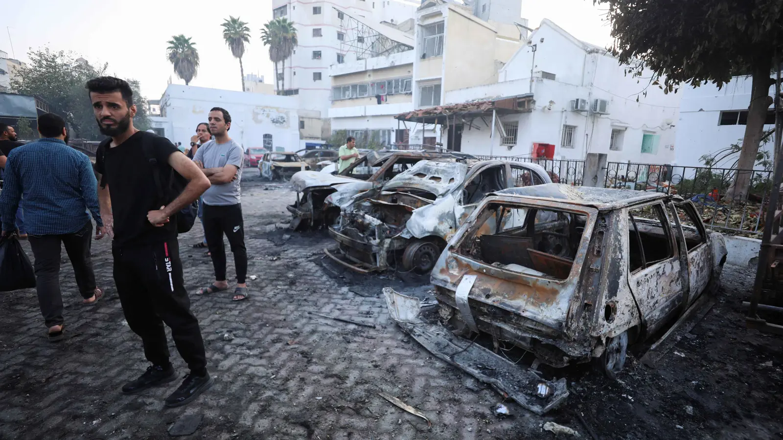 صحة غزة تعلن مقتل 5 من موظفيها بقصف إسرائيلي