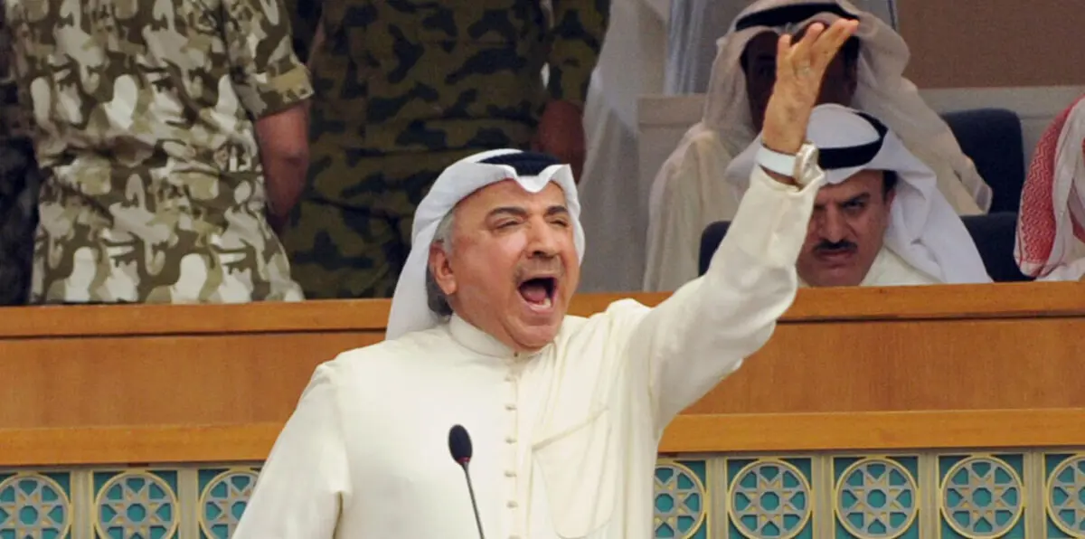 حكم قضائي بحق النائب الكويتي عبدالحميد دشتي يزيد سنوات سجنه لـ60 عامًا