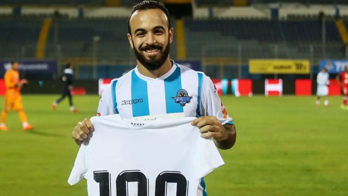 النادي الأهلي المصري يحدد قائمة الراحلين.. ويبلغ قفشة بصعوبة إنجاز الصفقة