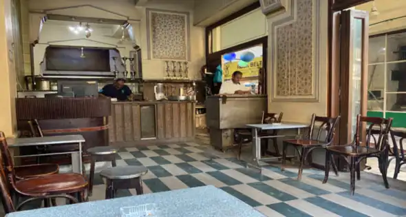 مقهى زهرة ستراند
