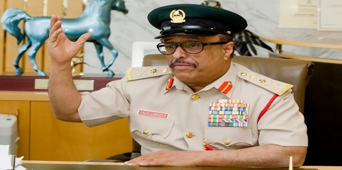 تغريدات لضاحي خلفان حول عروبة اليمن تُشعل موقع "تويتر"