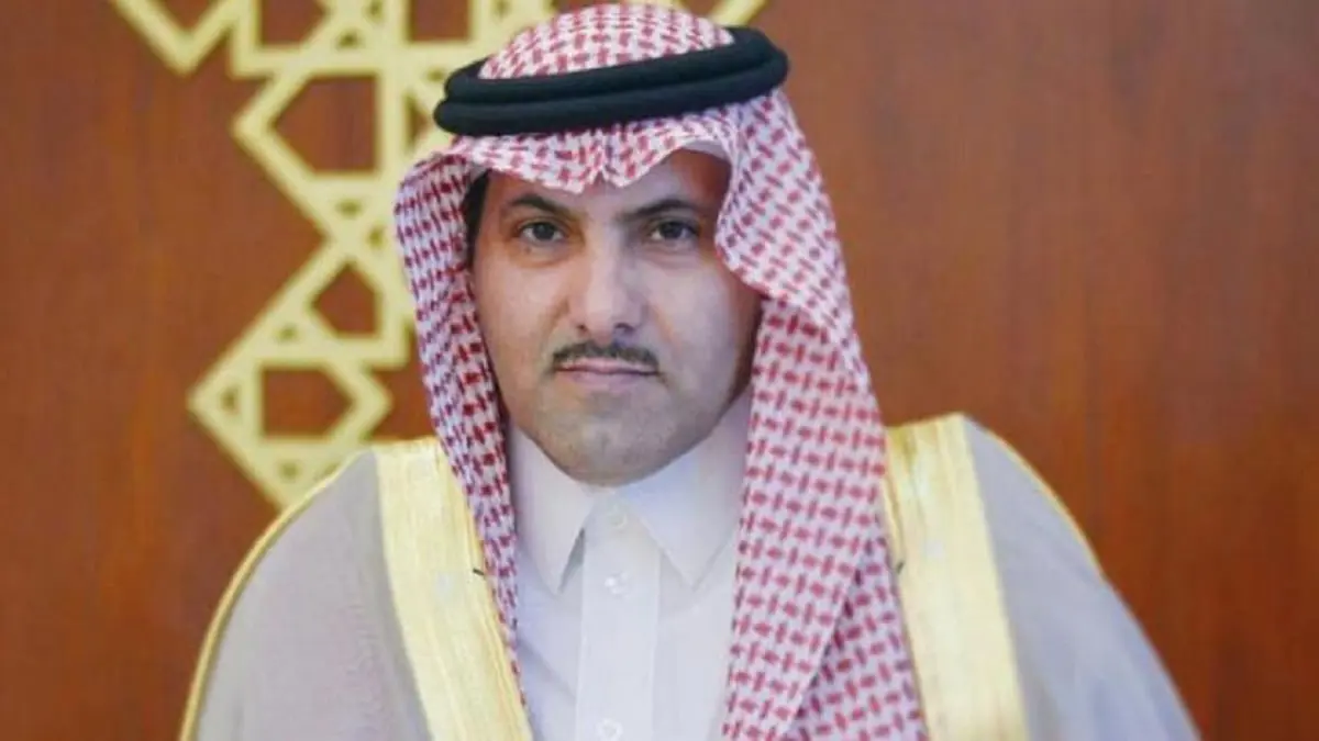 آل جابر: اتفاق الرياض سيمضي قدما رغم تفجير مطار عدن