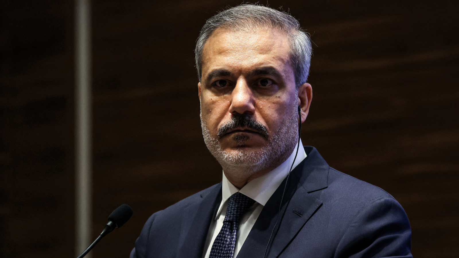 فيدان يحذر "قسد" من استغلال الأوضاع المضطربة في السويداء
