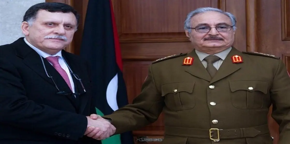 صحيفة: مساعٍ لضم حفتر لحكومة السراج خلال اجتماع مباشر بالقاهرة