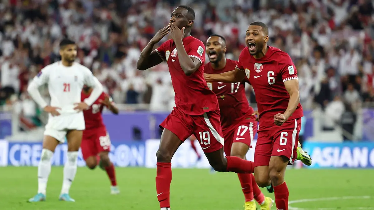 قطر تتخطى إيران وتضرب موعدًا مع الأردن في نهائي كأس آسيا