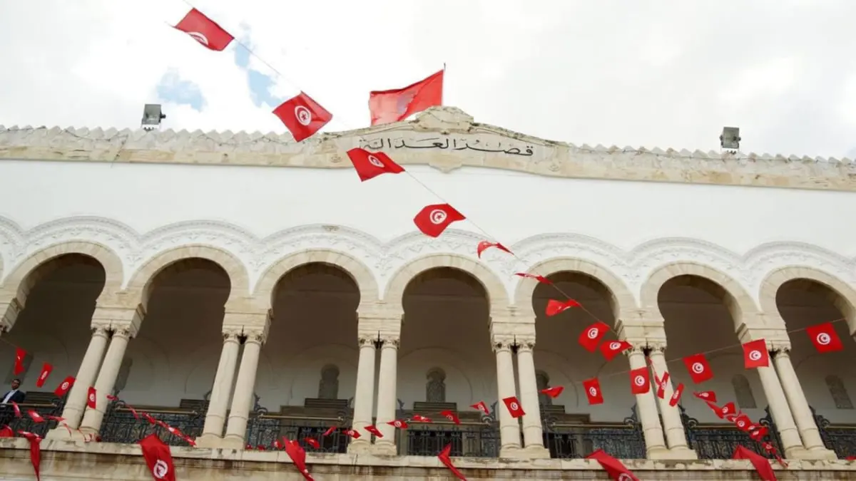 تونس.. السجن 17 عاما لرجل وزوجته خططا مع "داعش" لتفجير سفارة أجنبية