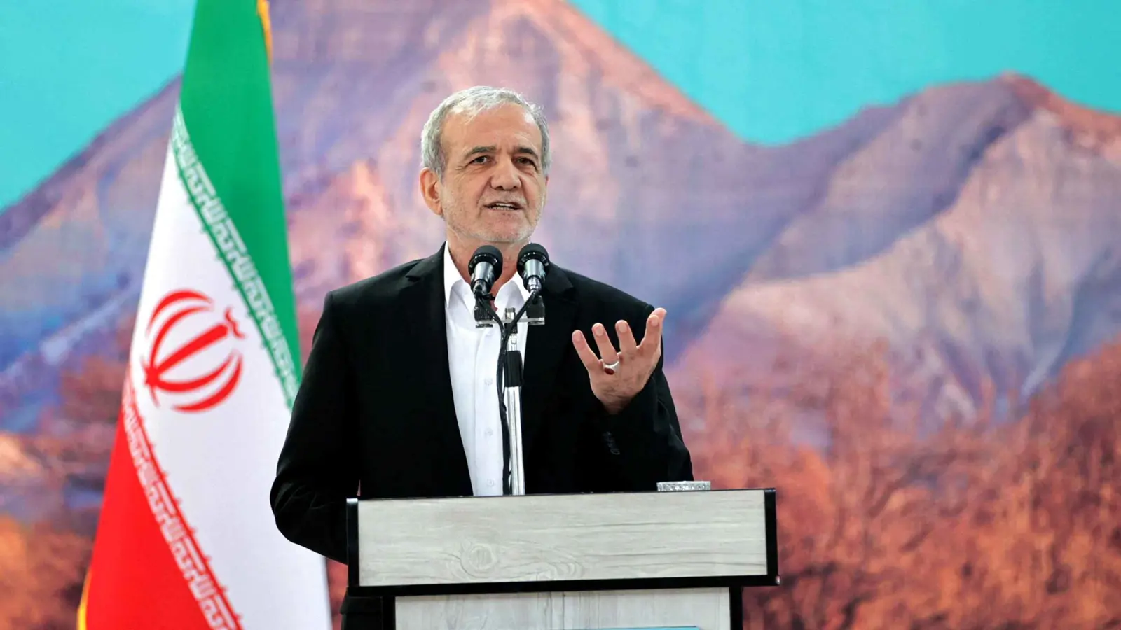 الرئيس الإيراني: أي اعتداء جديد سيلقى ردا أكثر حزما