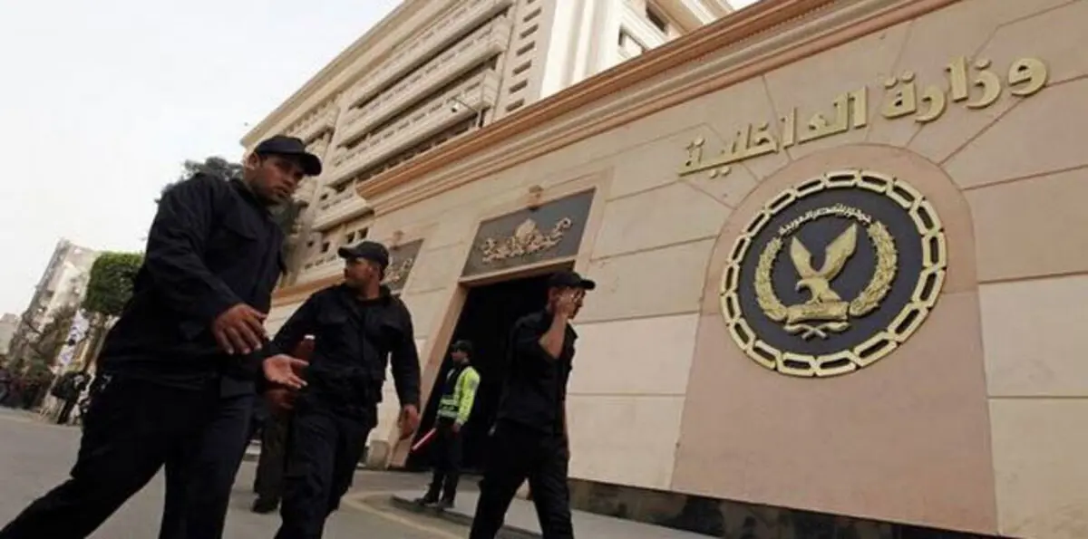ضباط مصريون يدعون لحملة تطهير حقيقية في الجهاز الأمني
