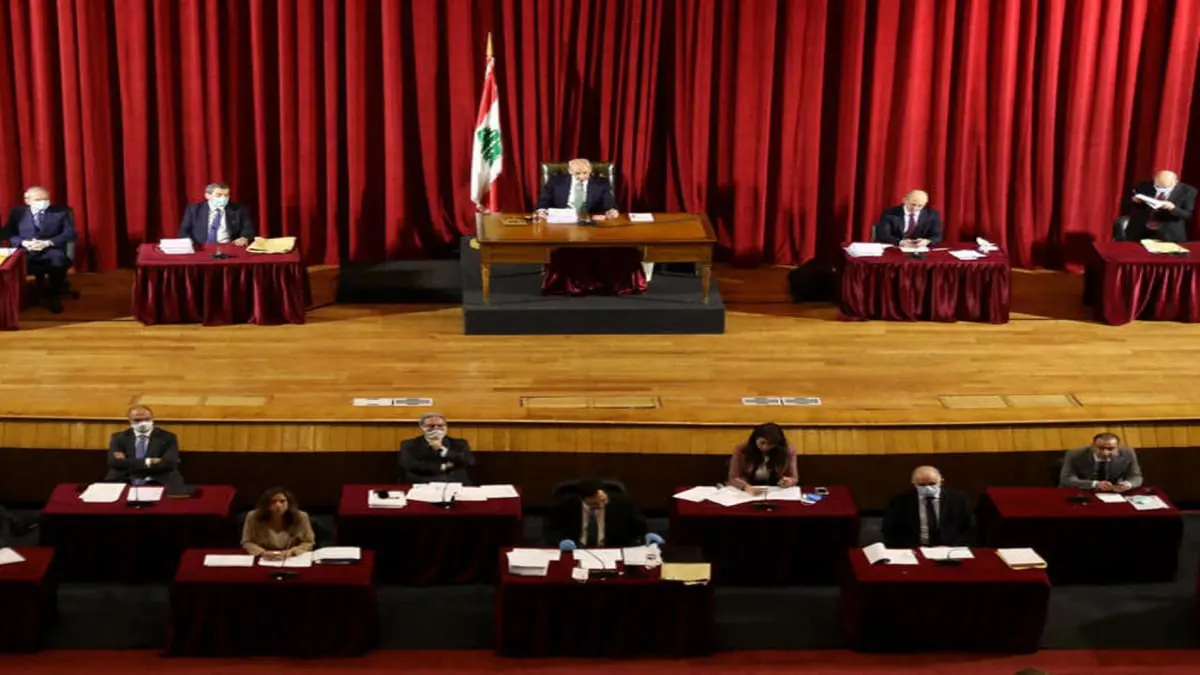 البرلمان اللبناني يقر حالة الطوارئ في بيروت