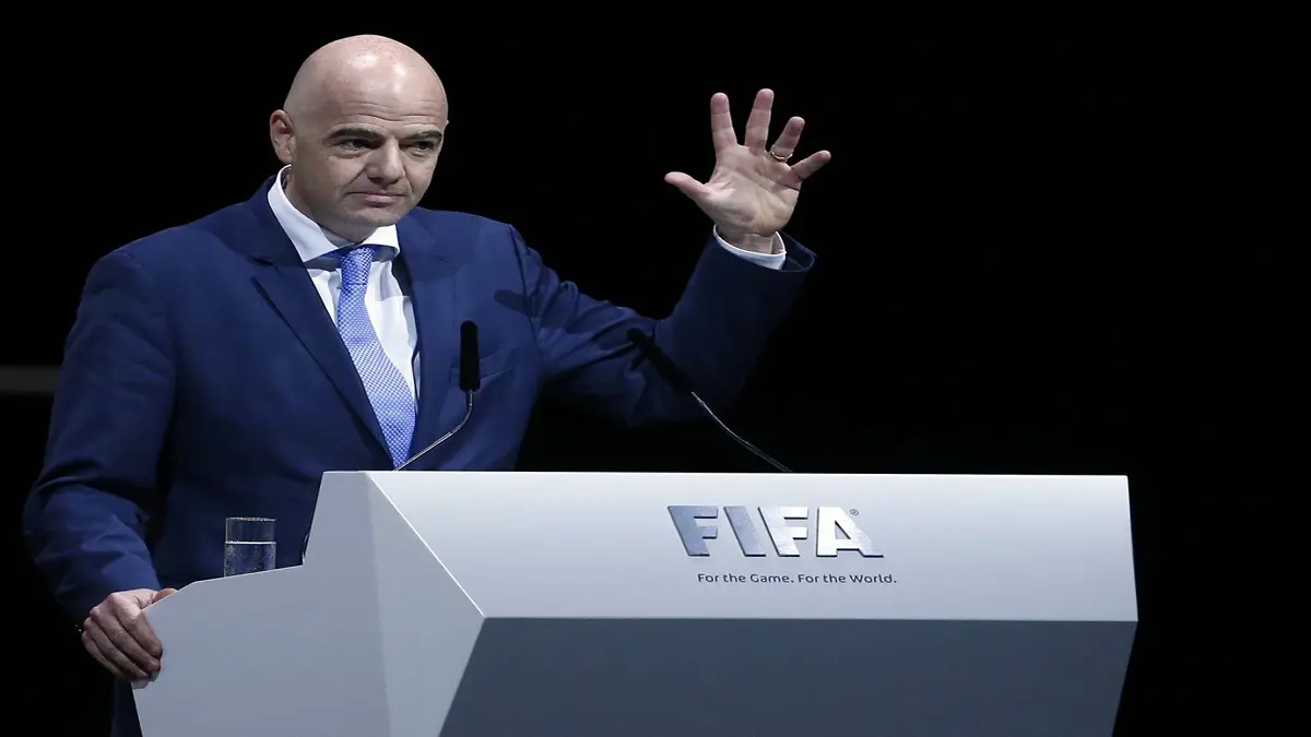 الفيفا يوصي بتأجيل كل المباريات الدولية في مارس وأبريل