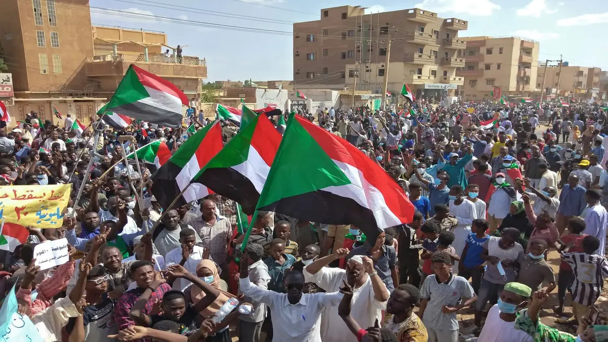 محللون: القوى السياسية في السودان تحاول ركوب موجة الاحتجاجات الشعبية