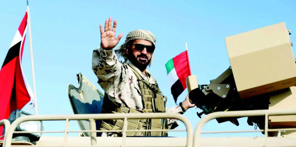 قرقاش: تحرير المكلا كشف تعاون الإخوان وتنظيم القاعدة
