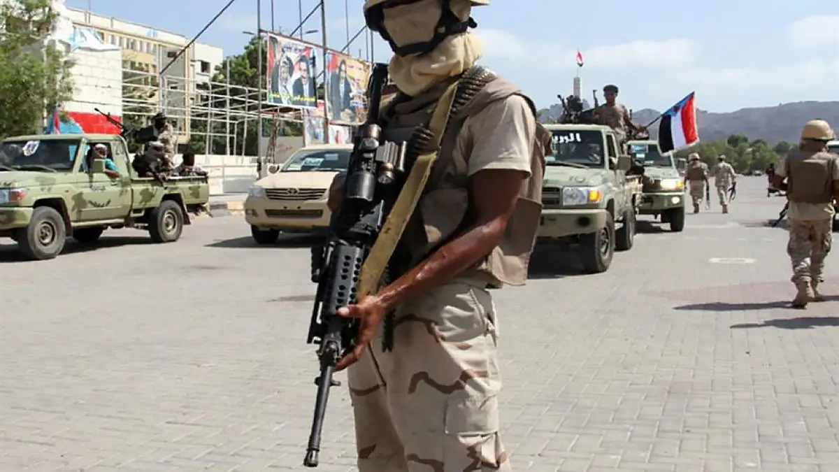 مقتل 13 شخصًا بينهم 5 مدنيين في تجدد الاشتباكات بعدن