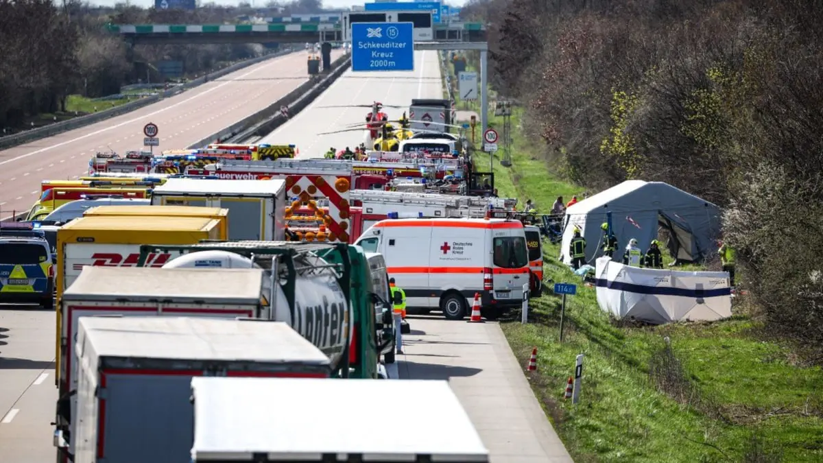 مصرع 5 أشخاص بحادث حافلة في ألمانيا 