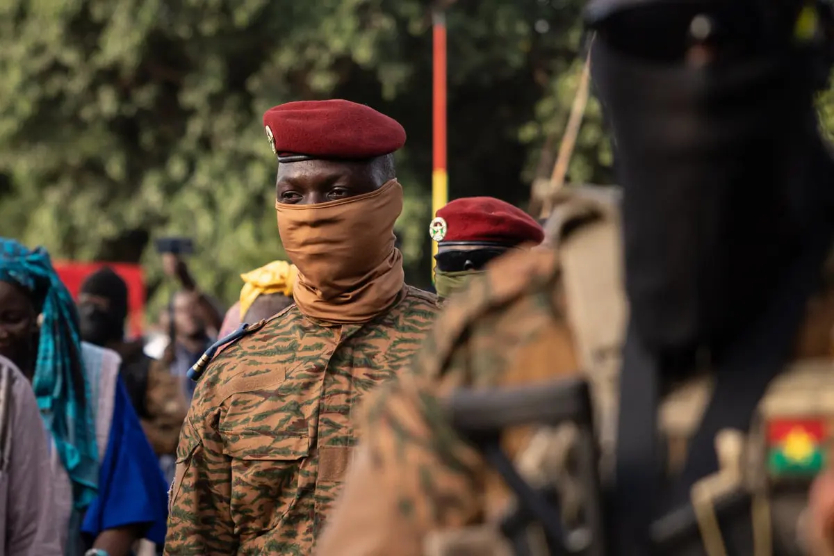 توقيف 4 عسكريين في بوركينا فاسو بتهمة "التآمر"