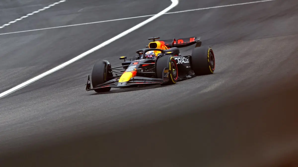 ماكس فرستابن يفوز بأول سباق للسرعة في موسم فورمولا 1 (صور)