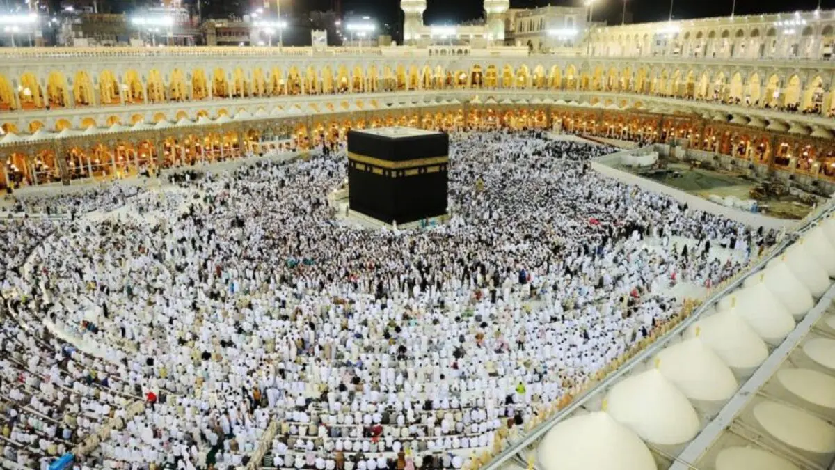 السعودية تسمح رسميًا للمعتمرين بالتنقل في كل مناطق المملكة