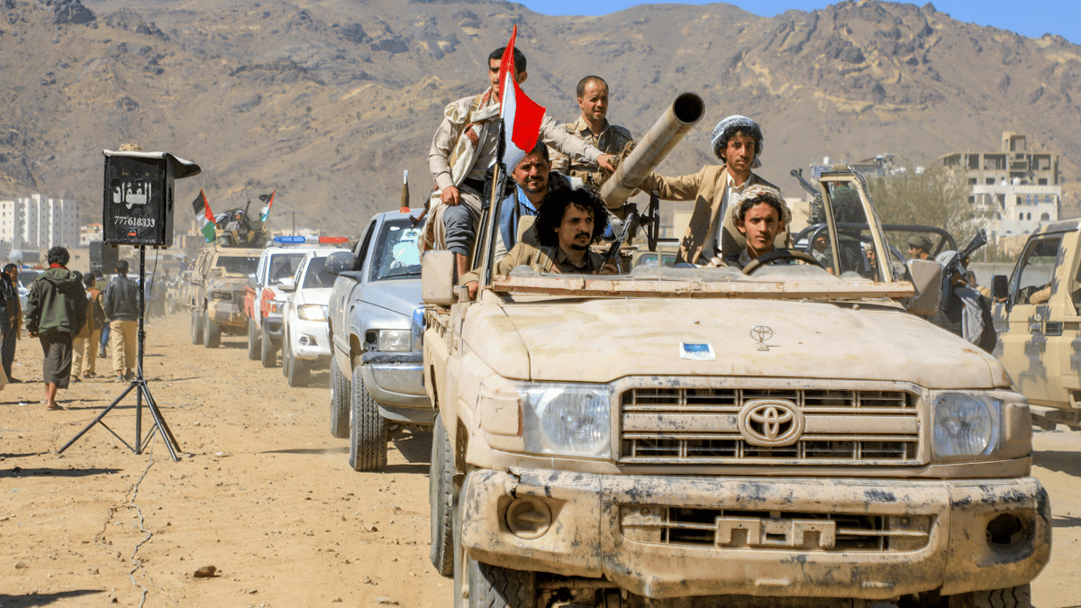 ميليشيا الحوثي تفرج عن 113 محتجزًا في صنعاء