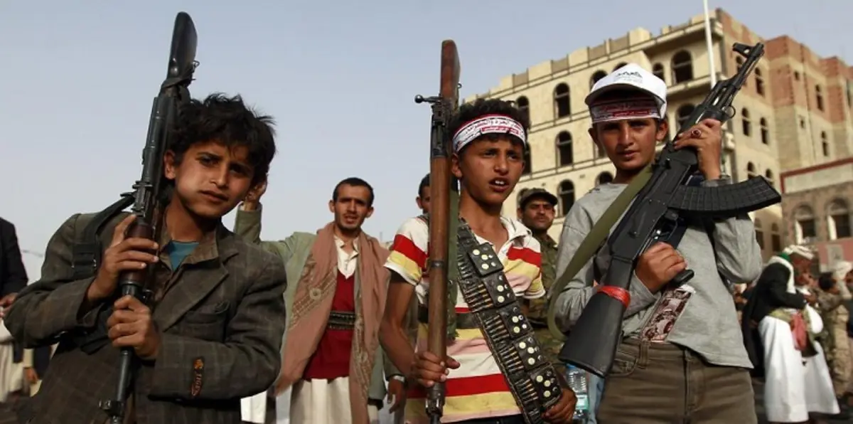 الجيش اليمني يفرج عن 5 أطفال جنّدهم الحوثيّون سابقًا