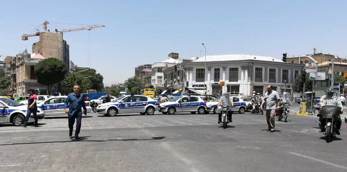 إيران تشدّد إجراءاتها الأمنية في المواقع الحساسة بعد هجوم داعش