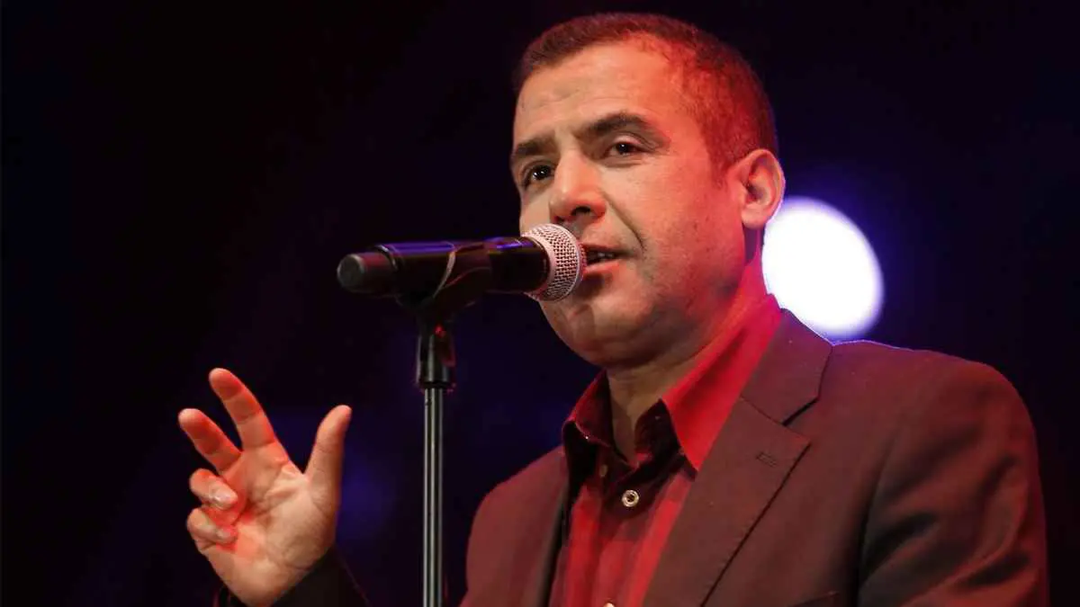 الشاب مامي يشعل موجة من الغضب في تونس.. ما القصة؟