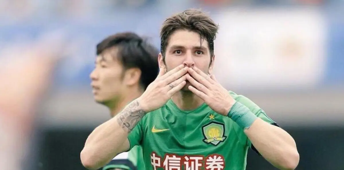 من هو جوناثان سوريانو القريب من دعم هجوم نادي الهلال السعودي؟ (فيديو)