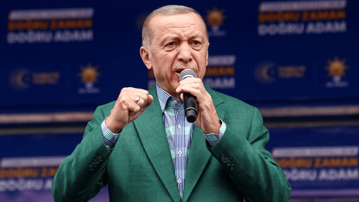 أردوغان يصف نتنياهو بـ "الهمجي والمتعطش للدماء" 