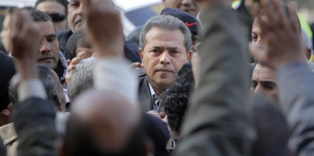 هل يحق لعكاشة الترشح مجددًا بعد إسقاط عضويته من البرلمان المصري؟