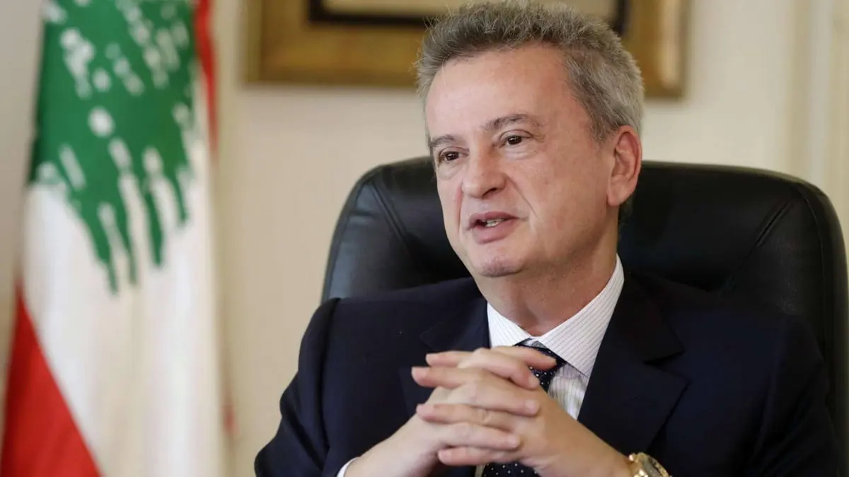 حاكم مصرف لبنان يغيب عن تحقيق حول تهم فساد.. والجلسة تؤجل