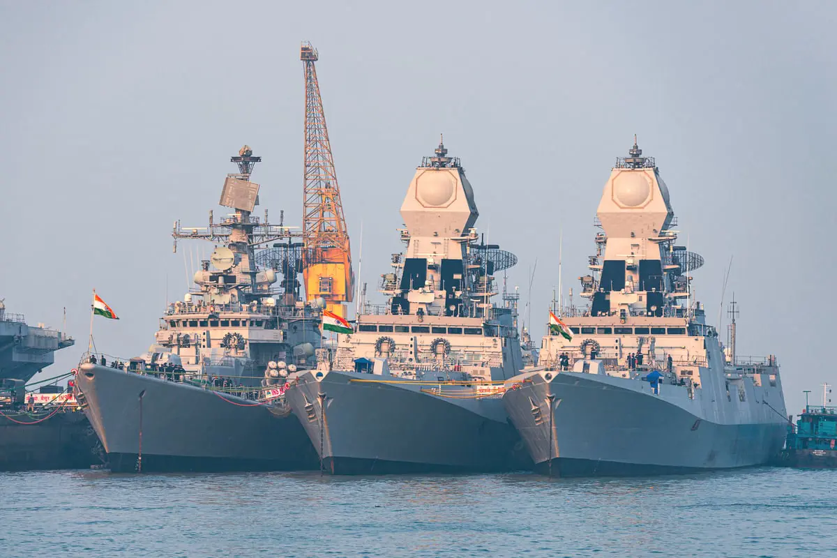 "وول ستريت جورنال": الهند تستعرض قوتها في البحر الأحمر