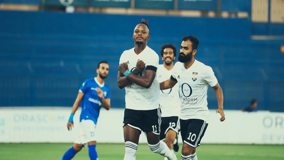 الأهلي يغلق الطريق على الزمالك وينجح في ضم المهاجم الزامبي والتر بواليا رسميًا