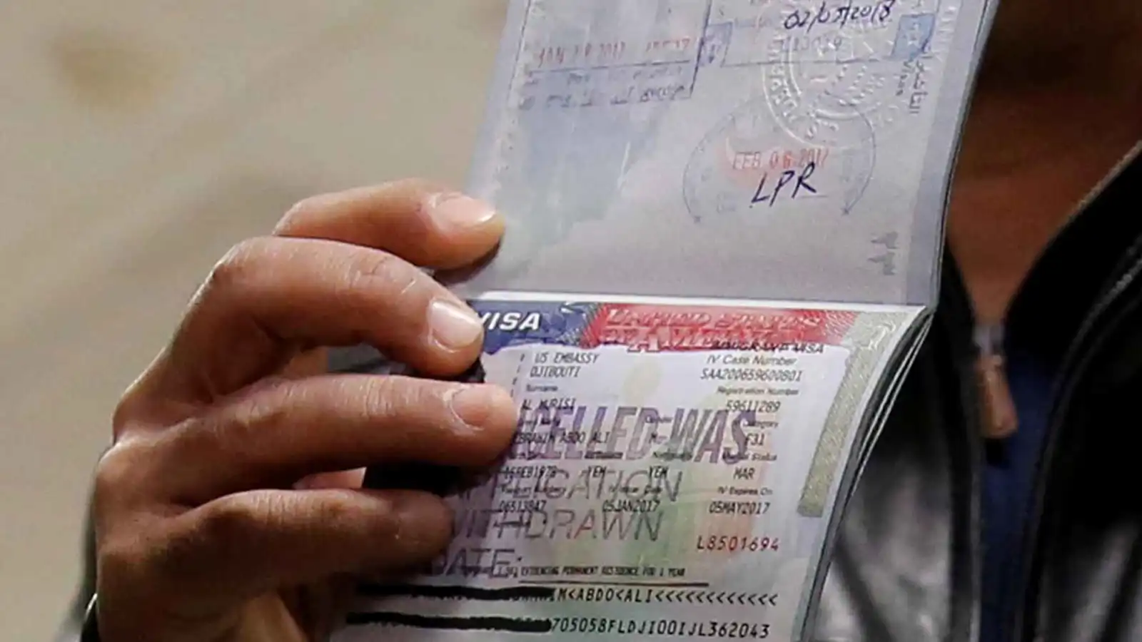 الولايات المتحدة تتجه للتدقيق على 55 مليون حامل لتأشيرتها
