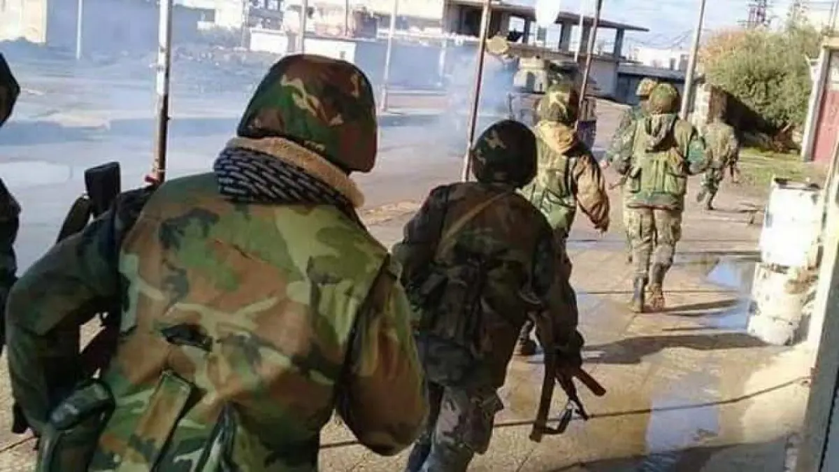 في تصعيد عنيف.. الجيش السوري يقتحم مدينة الصنمين بريف درعا الشمالي